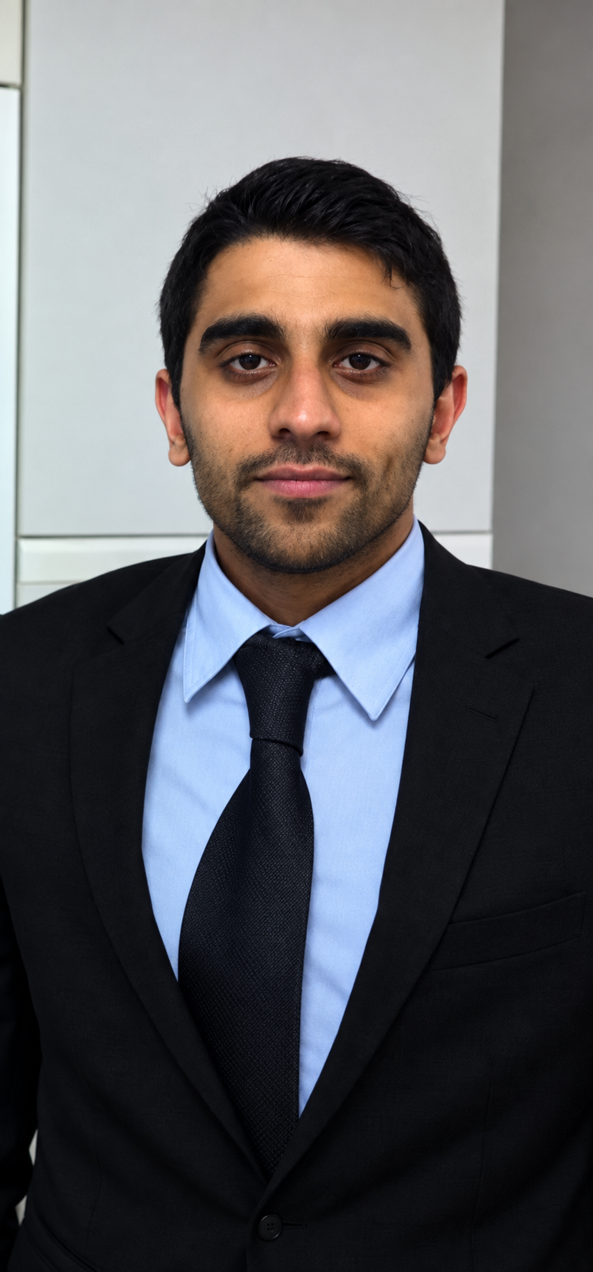 Ali Haque, Law Clerk at PenWise Law